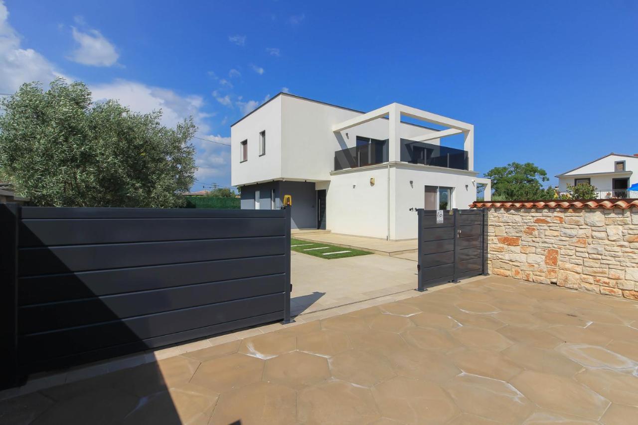 Modern Villa Nerina With Private Pool Near Пула Экстерьер фото