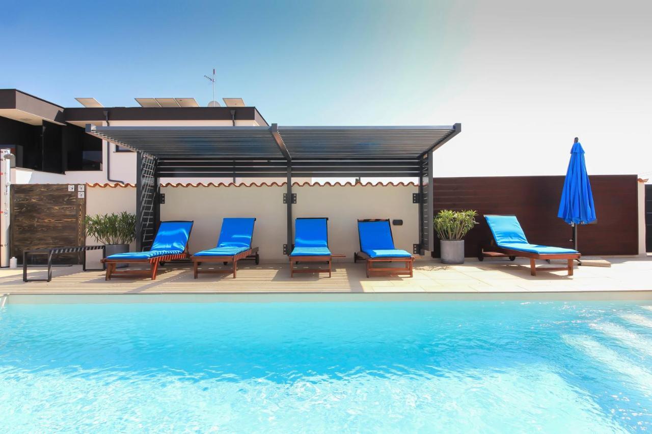 Modern Villa Nerina With Private Pool Near Пула Экстерьер фото